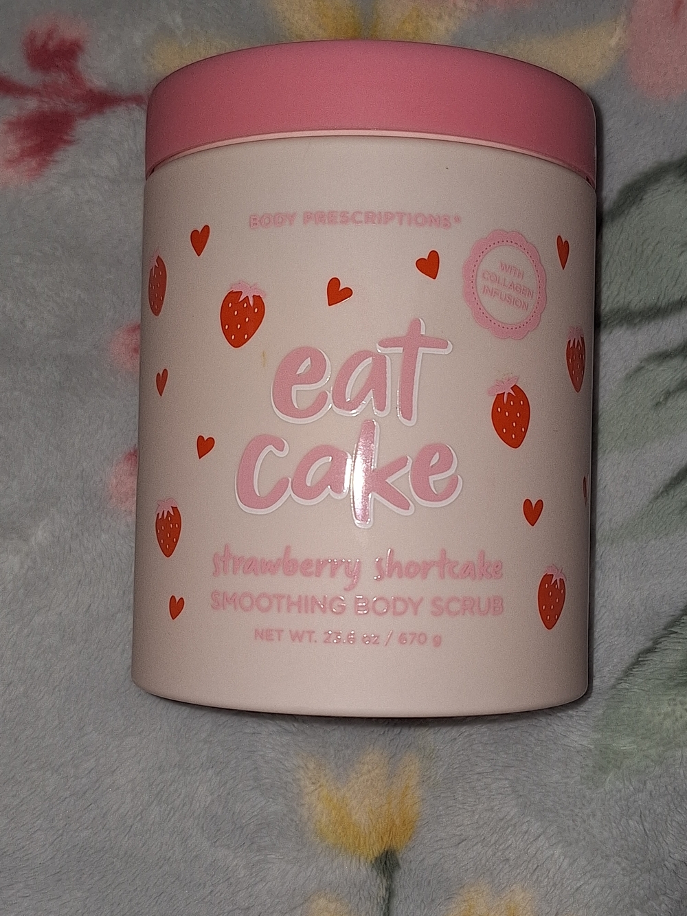 Eat Cake Strawberry Shortcake Smoothing Body Scrub — Pink